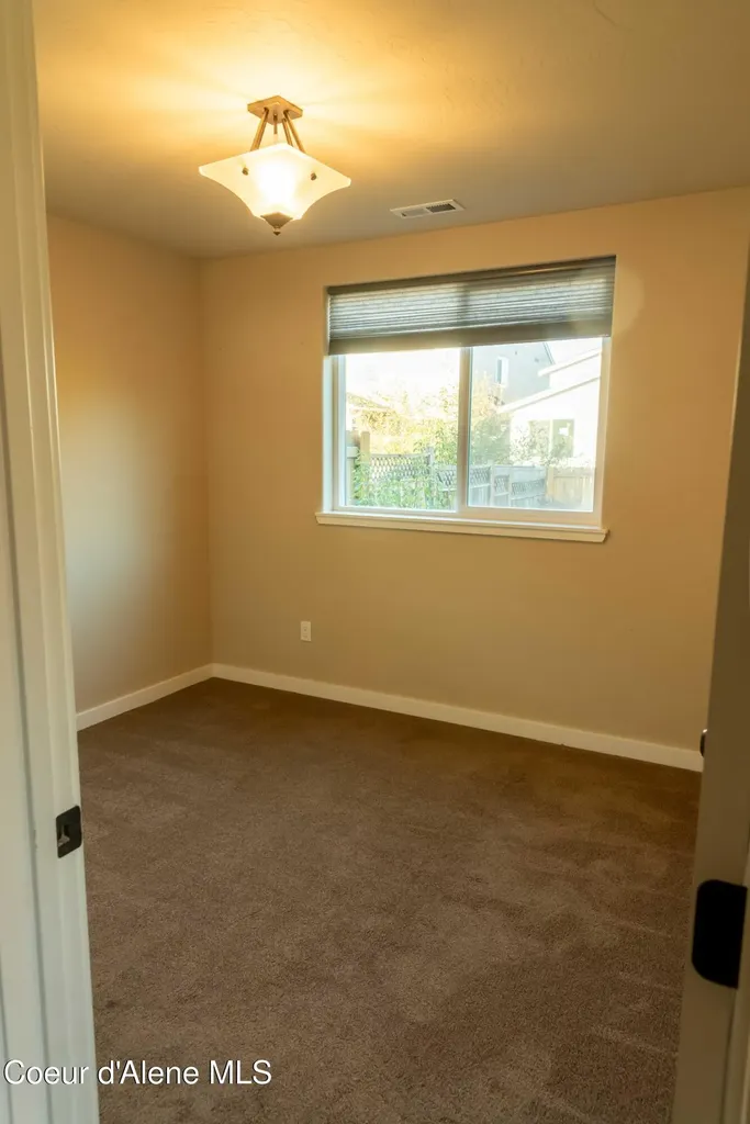 1523 Nicholas Way Sandpoint ID 83864