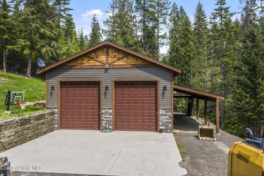 12704 N Lakewood Drive Hayden ID 83835