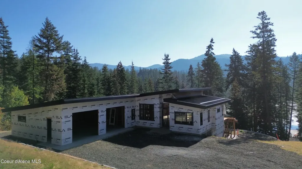 12704 N Lakewood Drive Hayden ID 83835