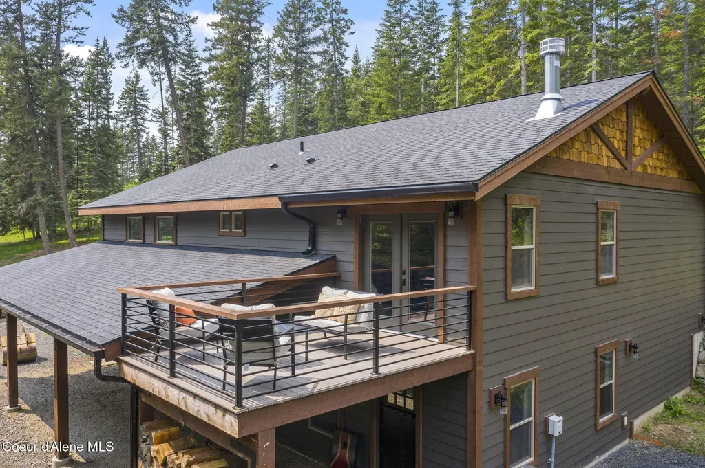 12704 N Lakewood Drive Hayden ID 83835