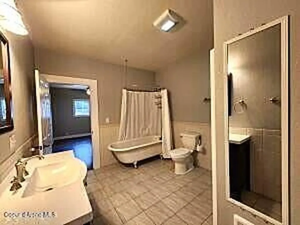 1 Kelly Alley Wallace ID 83873