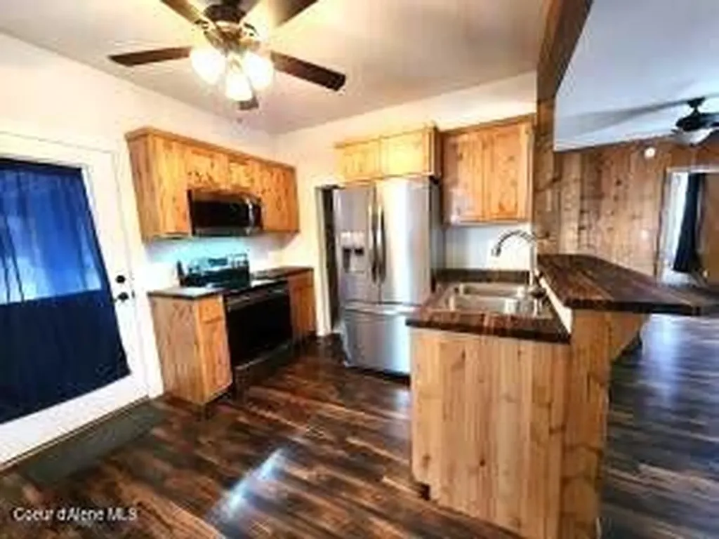 1 Kelly Alley Wallace ID 83873