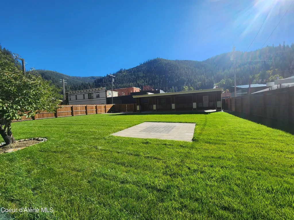 1 Kelly Alley Wallace ID 83873