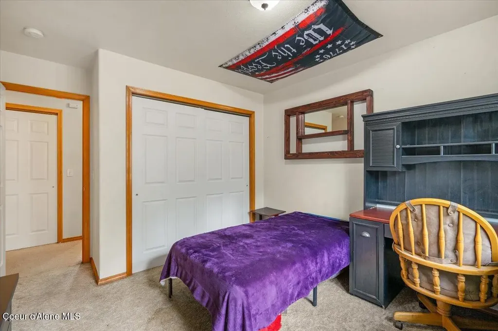 811 E Seasons Road Athol ID 83801