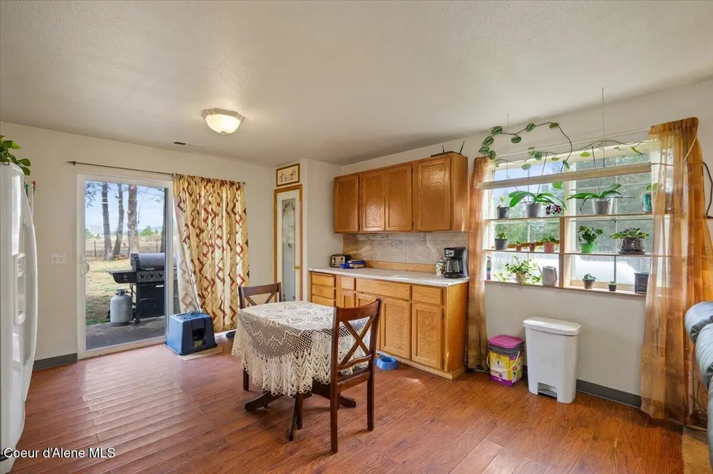 811 E Seasons Road Athol ID 83801