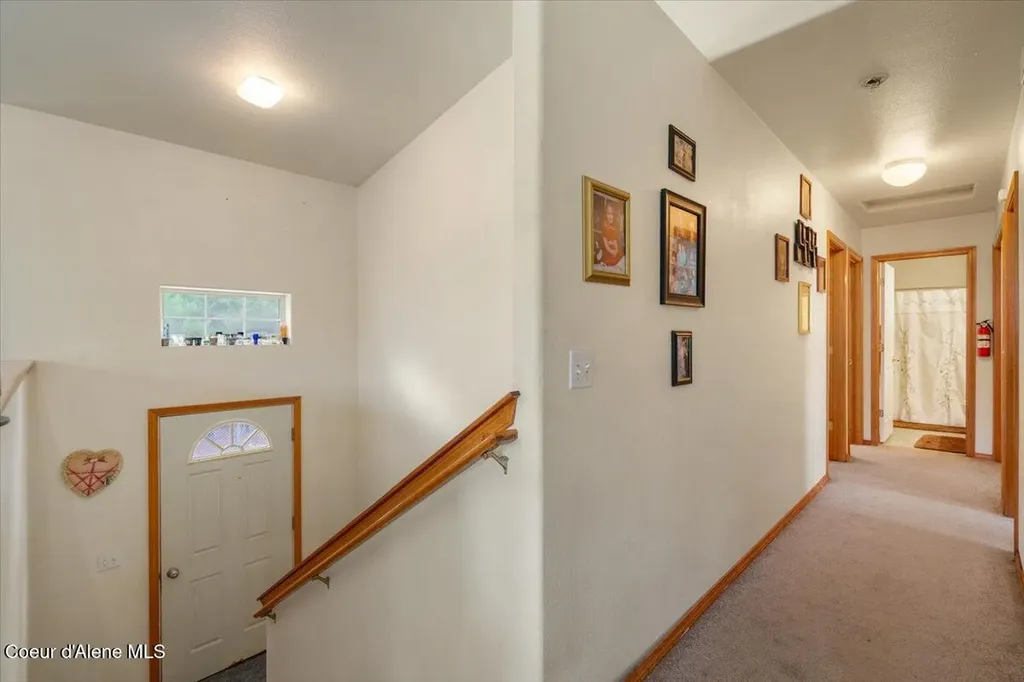 811 E Seasons Road Athol ID 83801