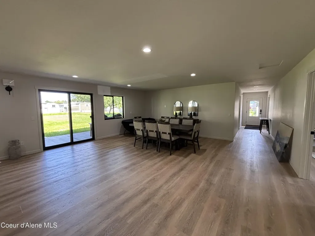 647 W Kentucky Avenue Hayden ID 83835