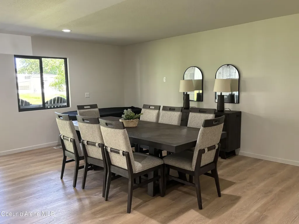 647 W Kentucky Avenue Hayden ID 83835