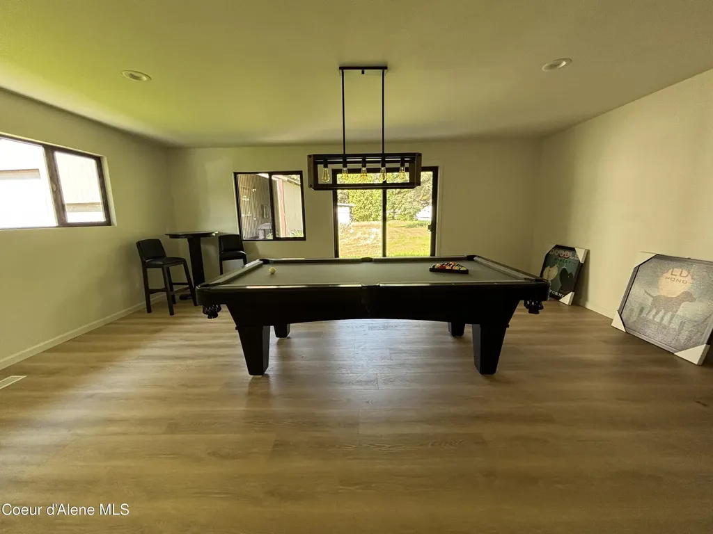 647 W Kentucky Avenue Hayden ID 83835