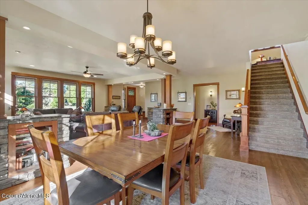 1538 E Bruin Loop Hayden ID 83835