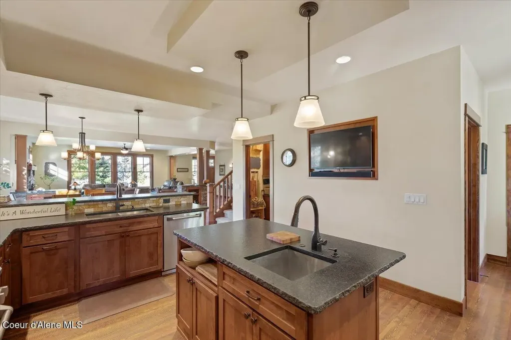 1538 E Bruin Loop Hayden ID 83835