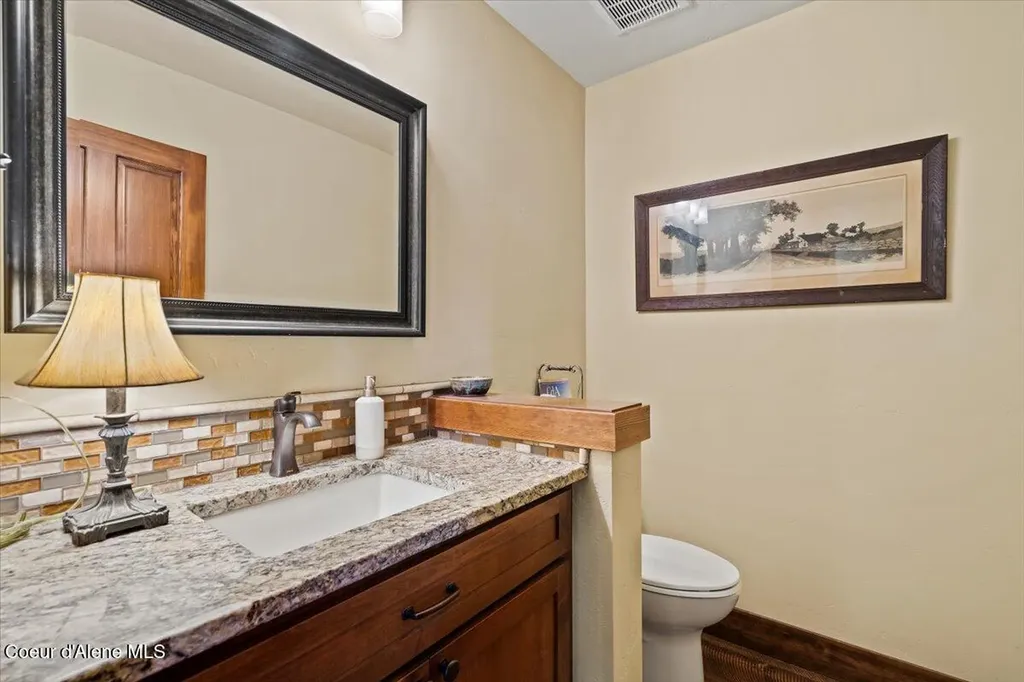 1538 E Bruin Loop Hayden ID 83835
