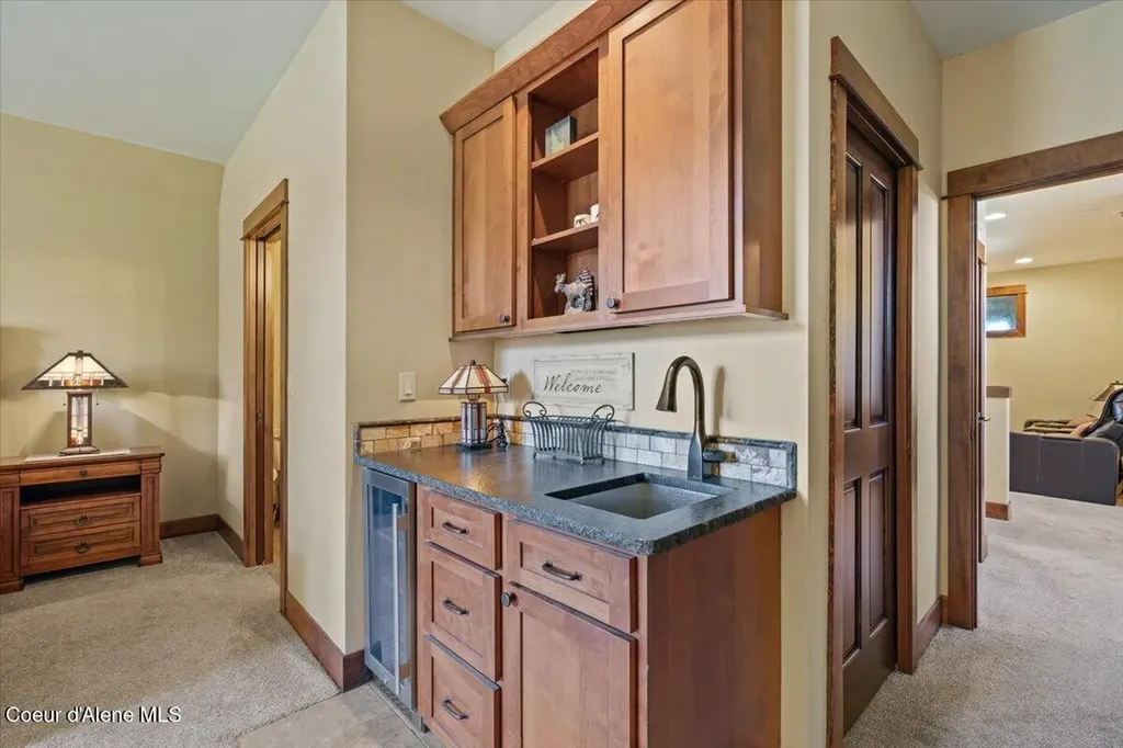 1538 E Bruin Loop Hayden ID 83835