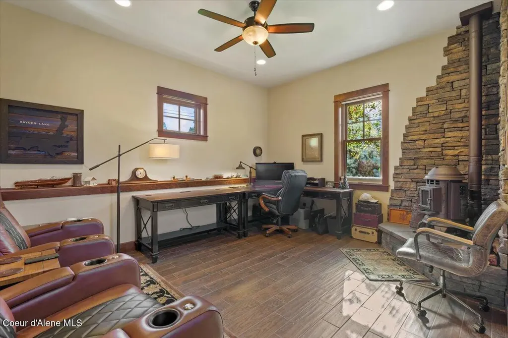 1538 E Bruin Loop Hayden ID 83835