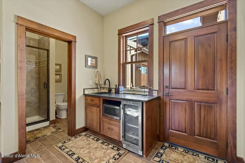 1538 E Bruin Loop Hayden ID 83835