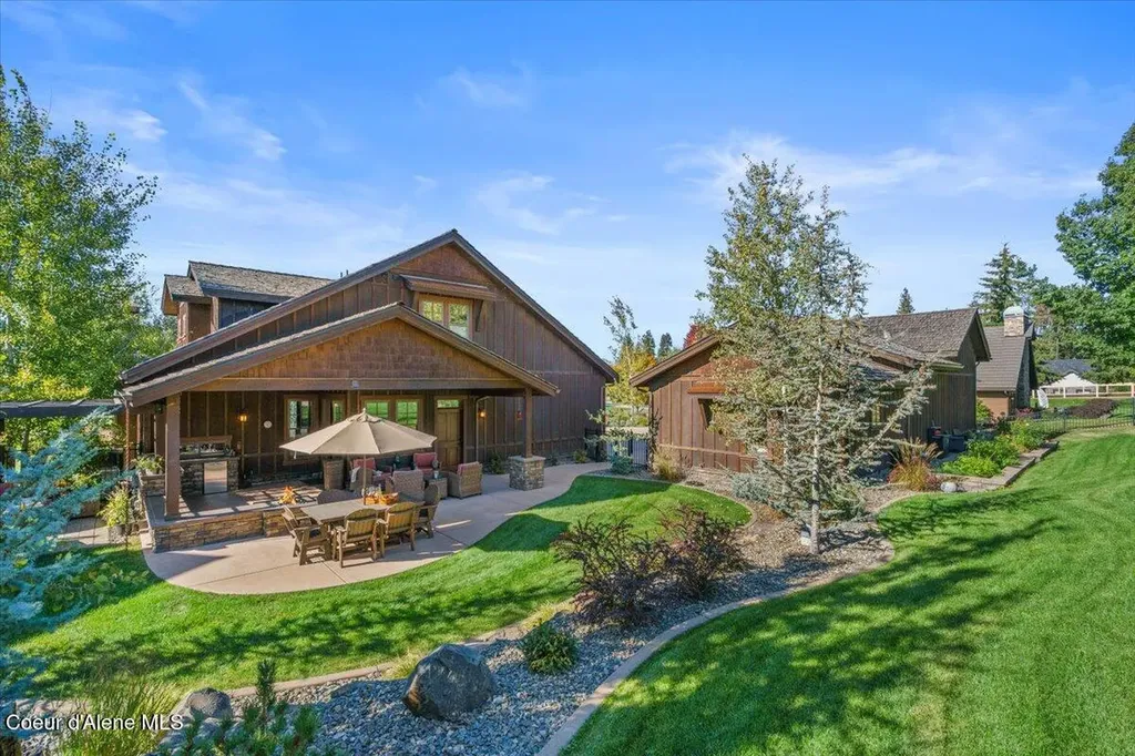 1538 E Bruin Loop Hayden ID 83835