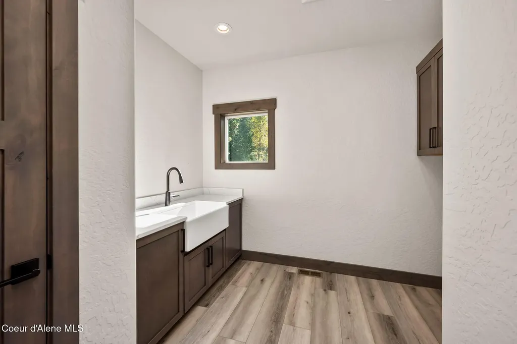 24253 N Rimrock Road Hayden ID 83835