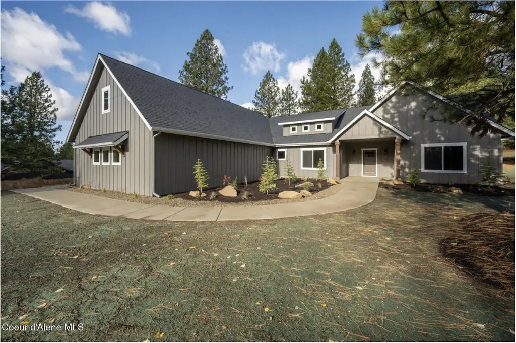 24253 N Rimrock Road Hayden ID 83835
