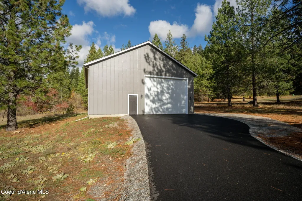 24253 N Rimrock Road Hayden ID 83835