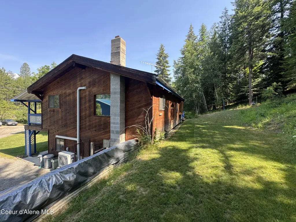 497139 Us Highway 95 Naples ID 83847