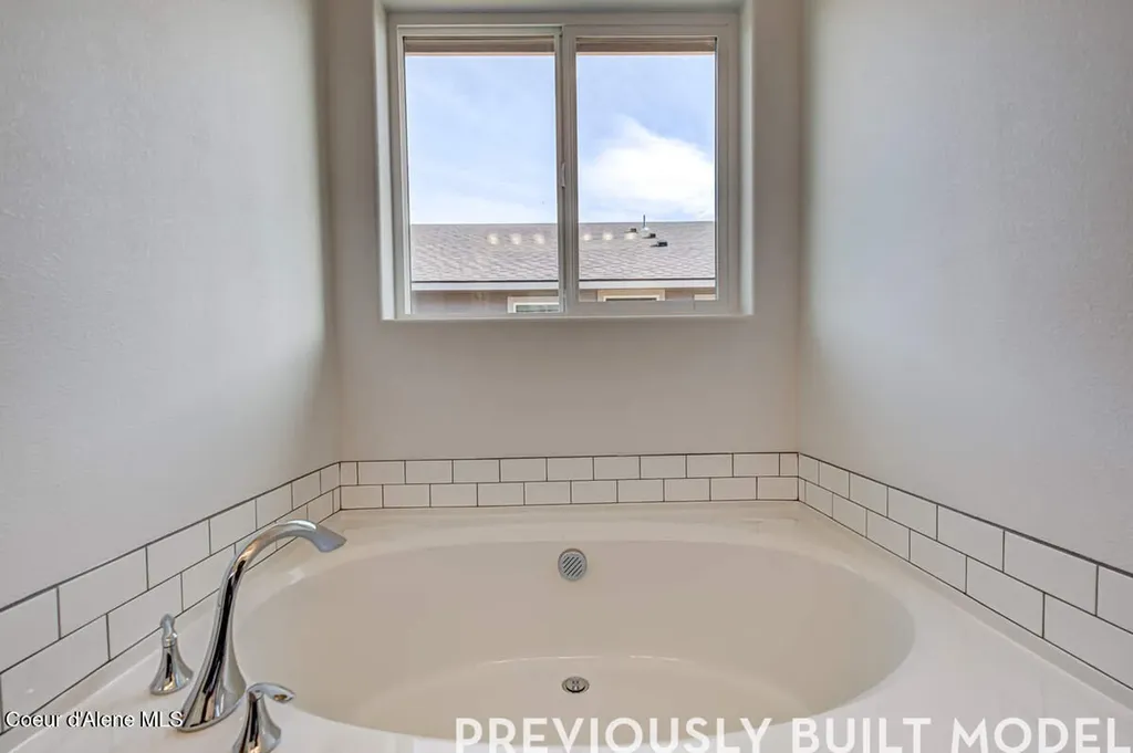 6051 Pelican Loop Rathdrum ID 83858