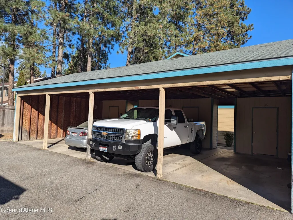 1800, 1802, 1804, 1806, 1808, 1810 Spokane Street Post Falls ID 83854