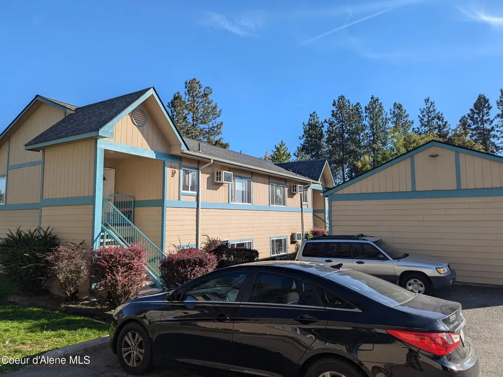 1800, 1802, 1804, 1806, 1808, 1810 Spokane Street Post Falls ID 83854