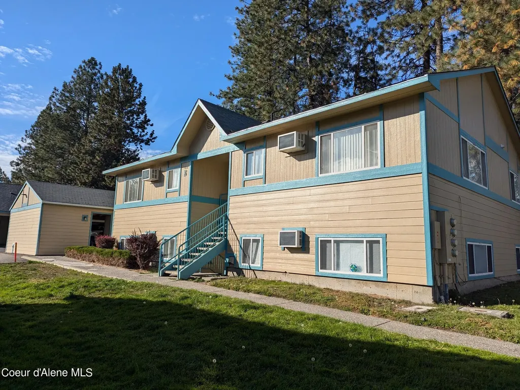 1800, 1802, 1804, 1806, 1808, 1810 Spokane Street Post Falls ID 83854