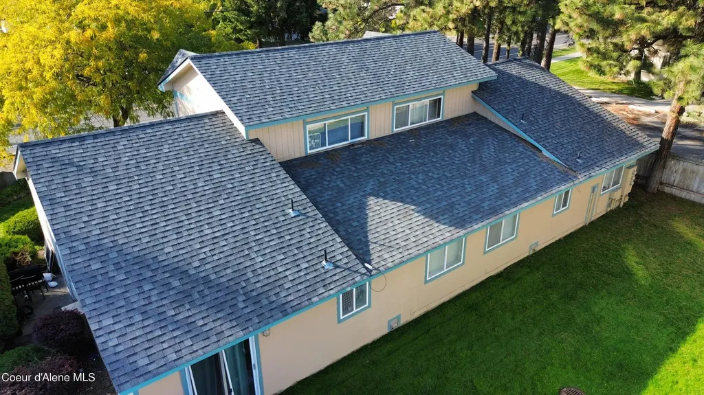 1800, 1802, 1804, 1806, 1808, 1810 Spokane Street Post Falls ID 83854