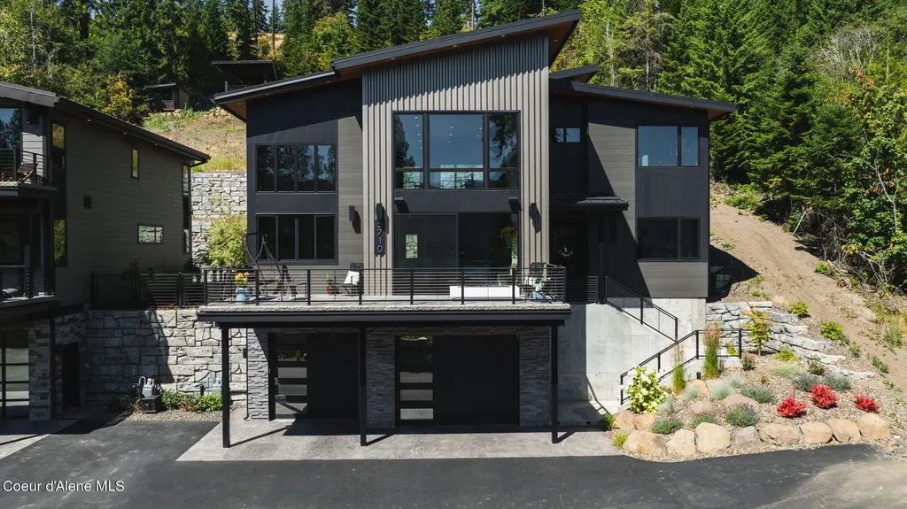5710 E Hayden Lake Road Hayden ID 83835