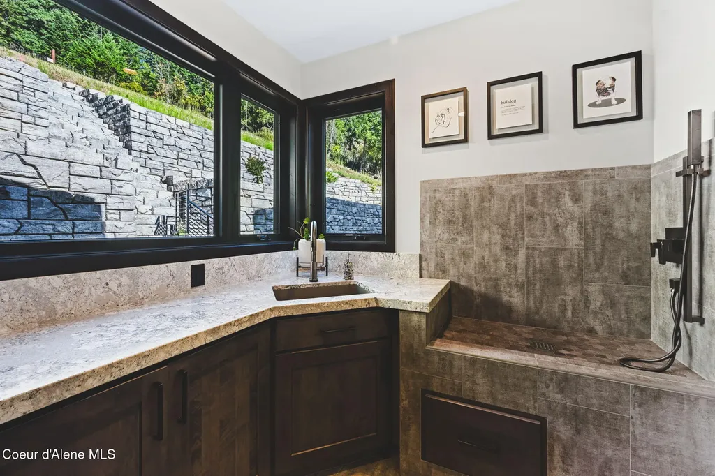 5714 E Hayden Lake Road Hayden ID 83835