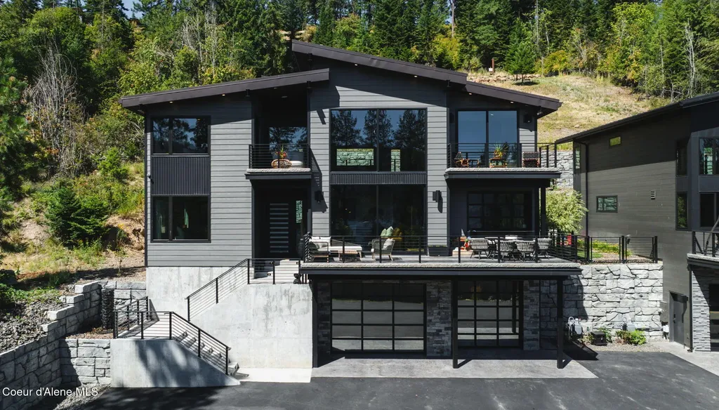 5714 E Hayden Lake Road Hayden ID 83835