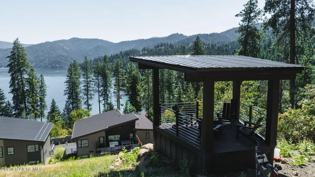 5714 E Hayden Lake Road Hayden ID 83835