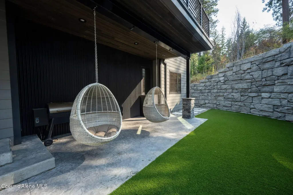 5714 E Hayden Lake Road Hayden ID 83835