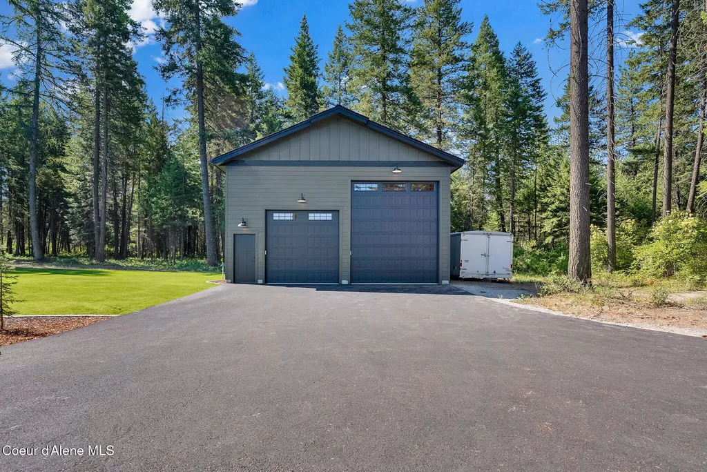 17341 Armel Road Hayden ID 83835