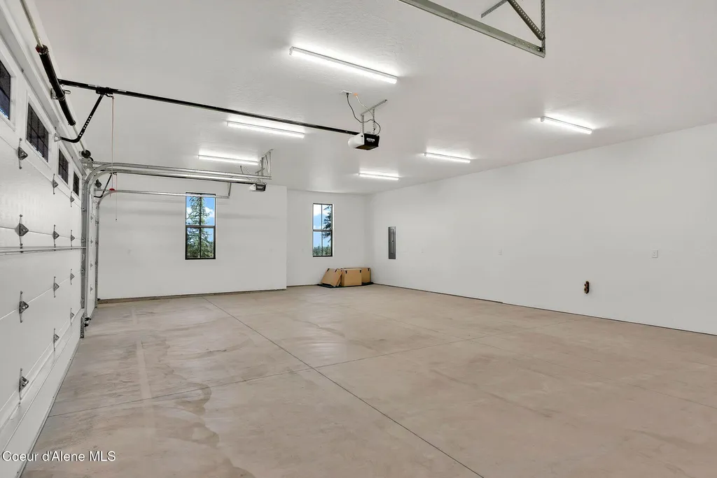 17341 Armel Road Hayden ID 83835