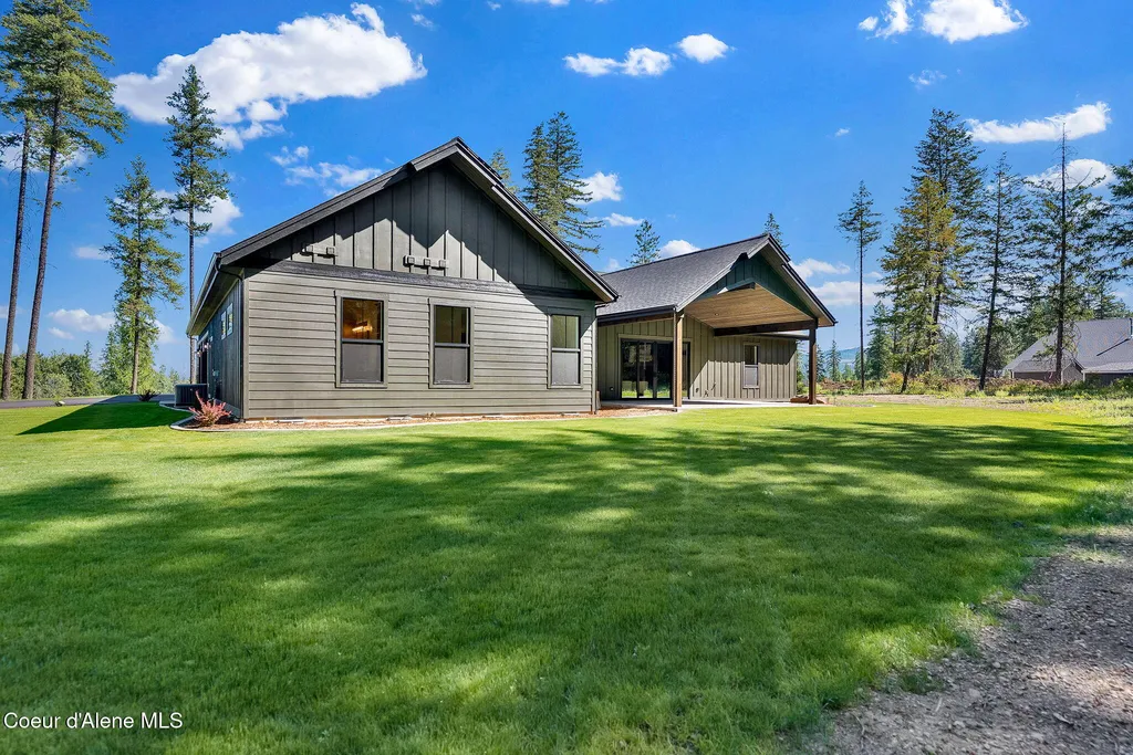 17341 Armel Road Hayden ID 83835