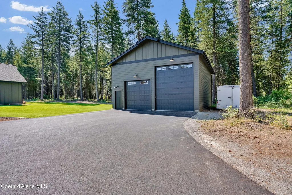 17341 Armel Road Hayden ID 83835
