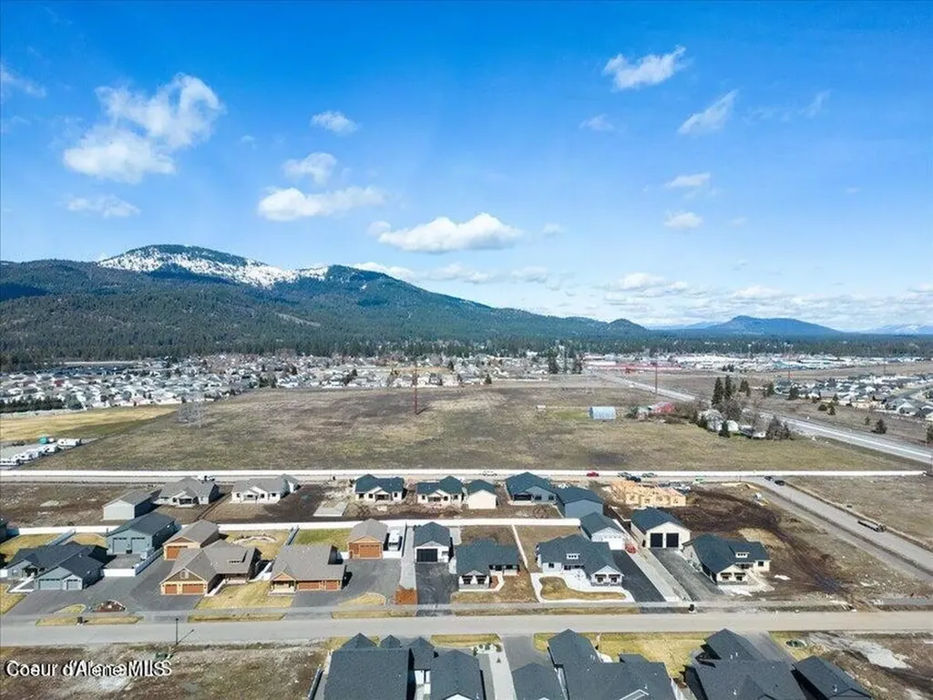 13337 N Highway 41 Rathdrum ID 83858