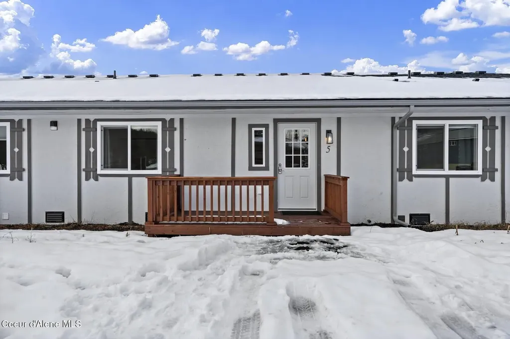 140 Railroad Avenue Units 1-5 Kellogg ID 83837