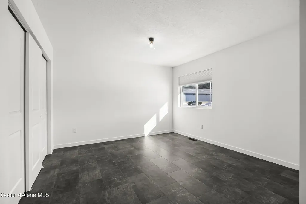 140 Railroad Avenue Units 1-5 Kellogg ID 83837