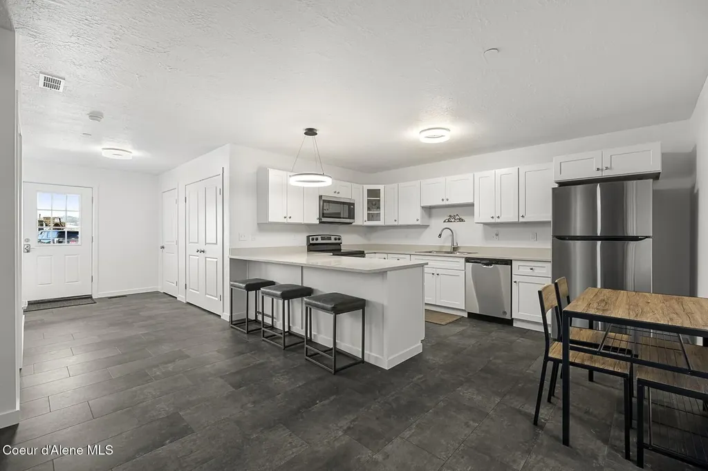 140 Railroad Avenue Units 1-5 Kellogg ID 83837