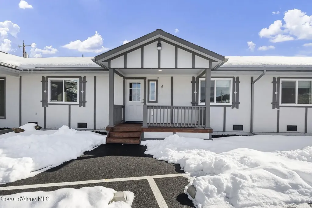 140 Railroad Avenue Units 1-5 Kellogg ID 83837