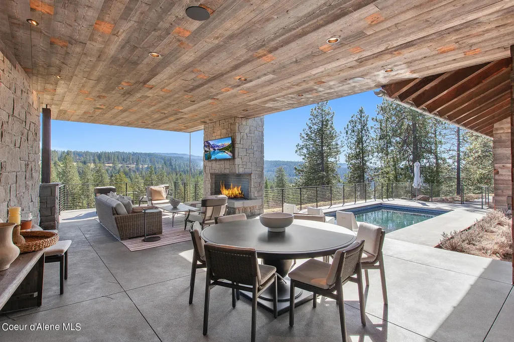 6010 S Grainger Court Harrison ID 83833