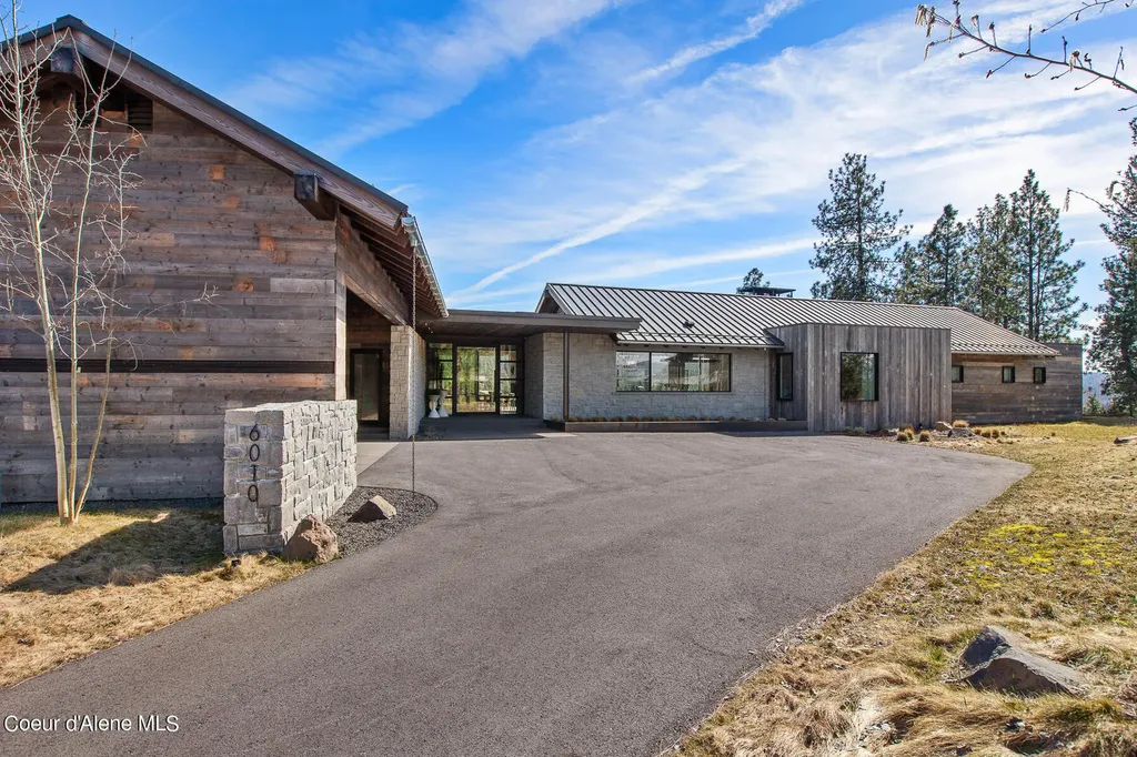 6010 S Grainger Court Harrison ID 83833