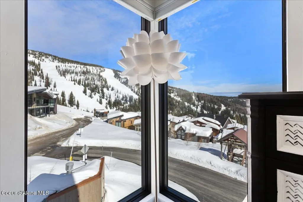 26 Headwall Drive Sandpoint ID 83864