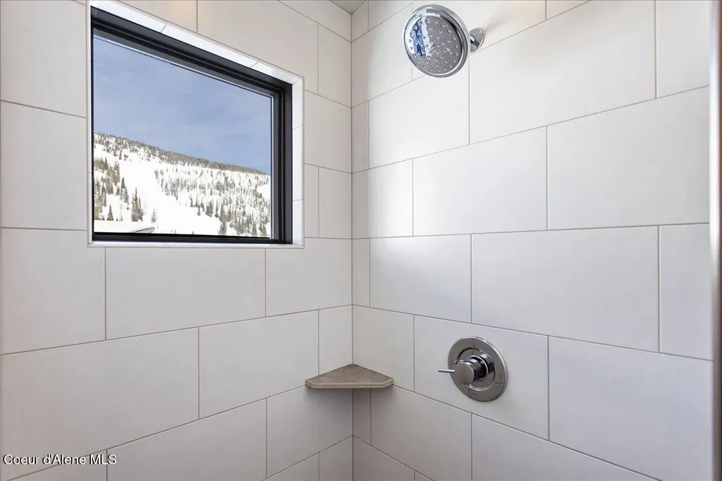 26 Headwall Drive Sandpoint ID 83864