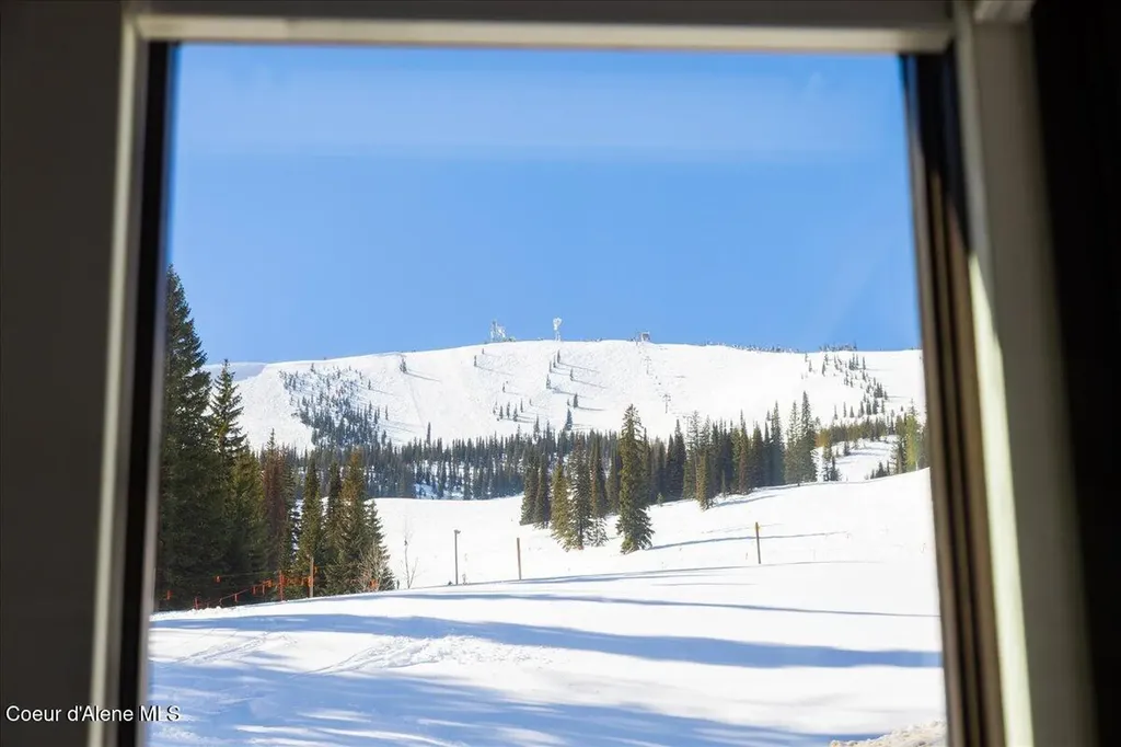 26 Headwall Drive Sandpoint ID 83864