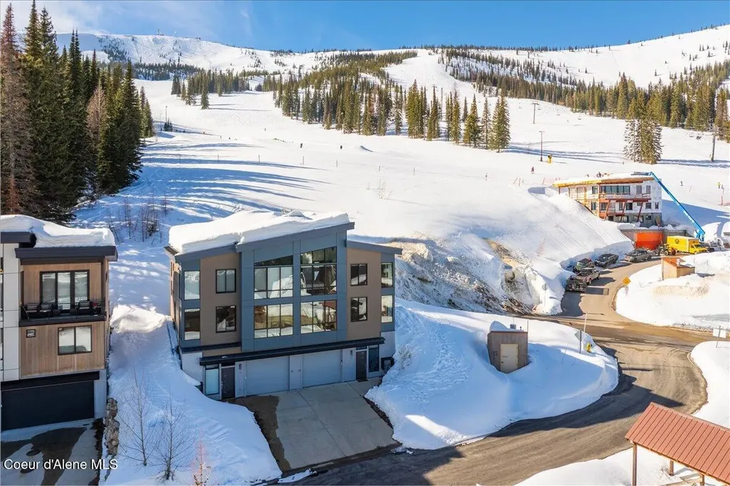 26 Headwall Drive Sandpoint ID 83864