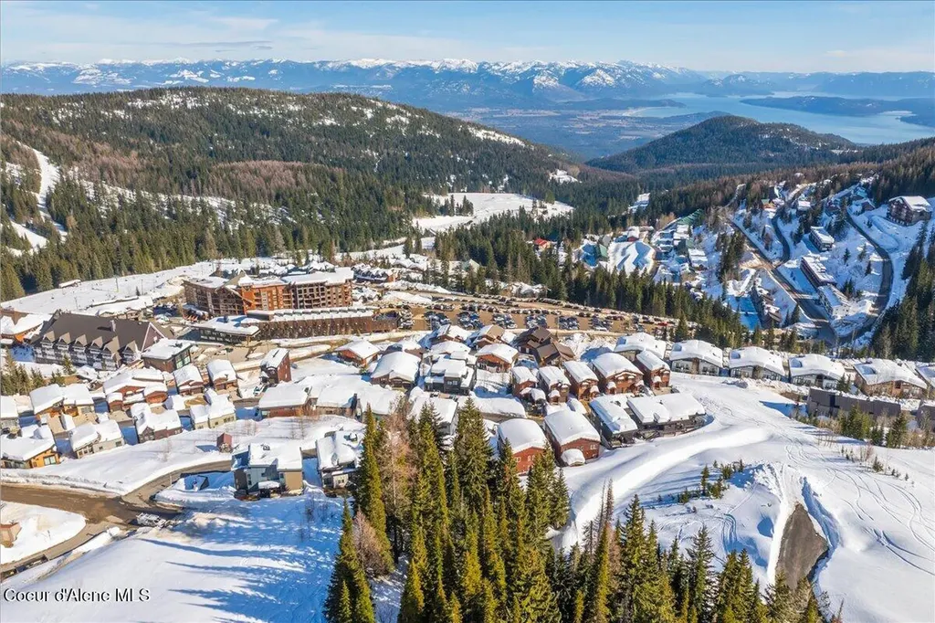 26 Headwall Drive Sandpoint ID 83864